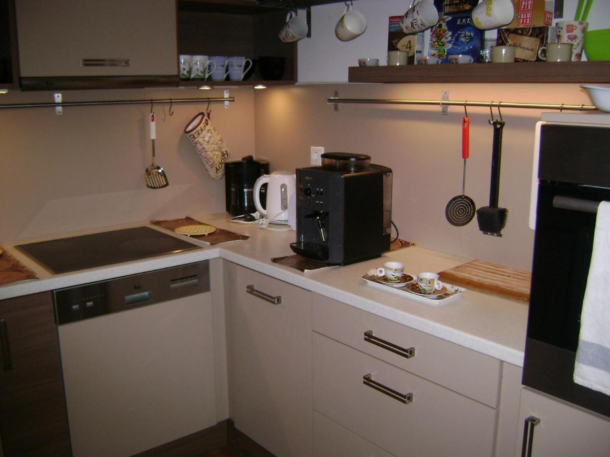 Zoeldlomb Apartman Шиофок Экстерьер фото