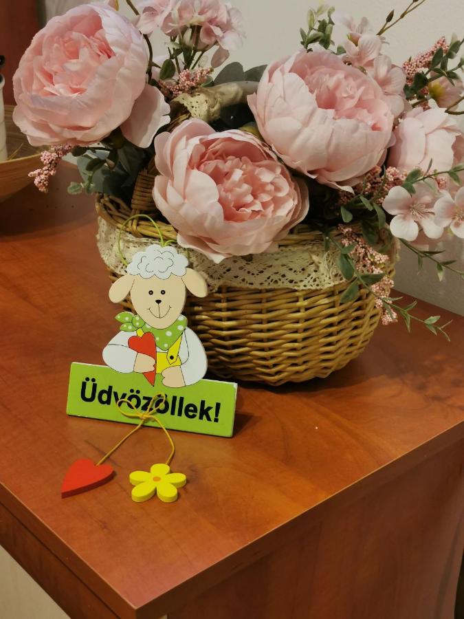Zoeldlomb Apartman Шиофок Экстерьер фото
