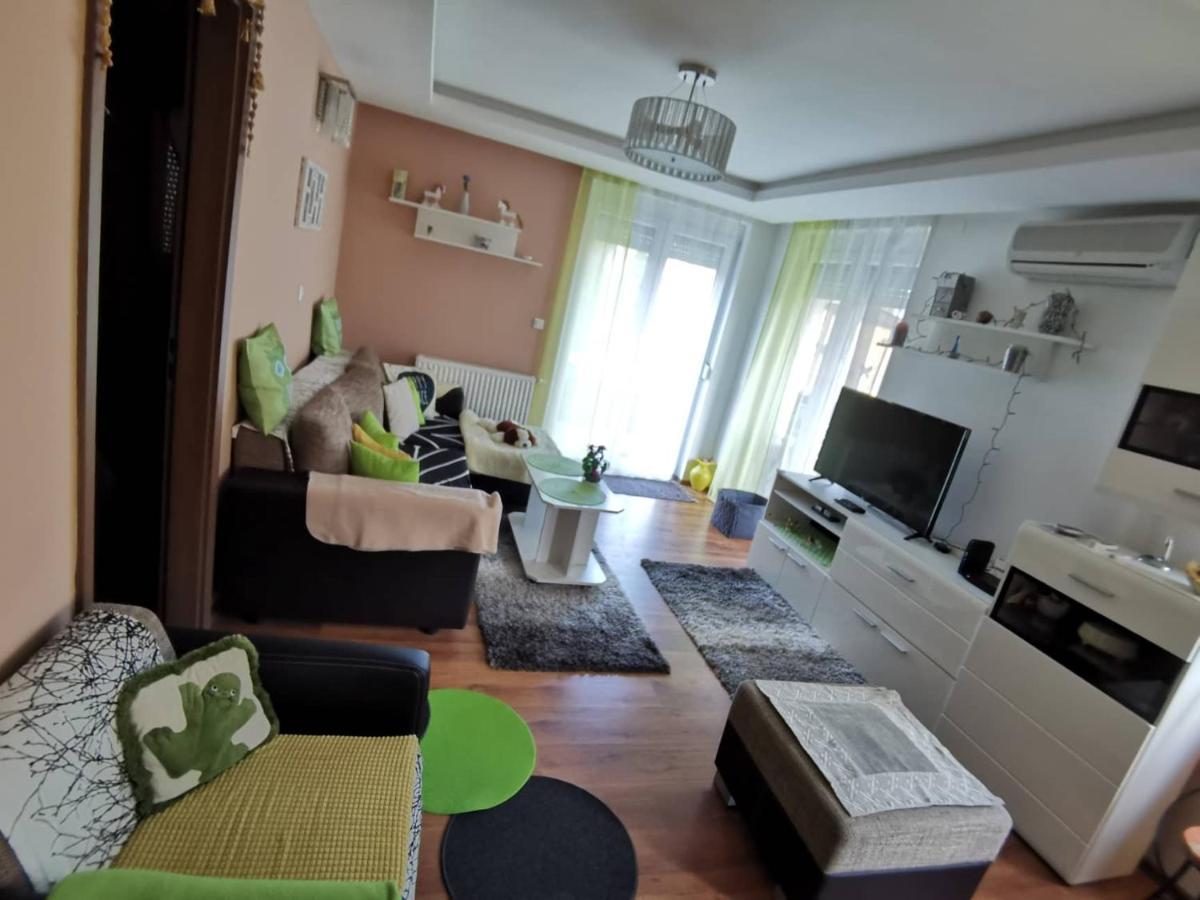 Zoeldlomb Apartman Шиофок Экстерьер фото