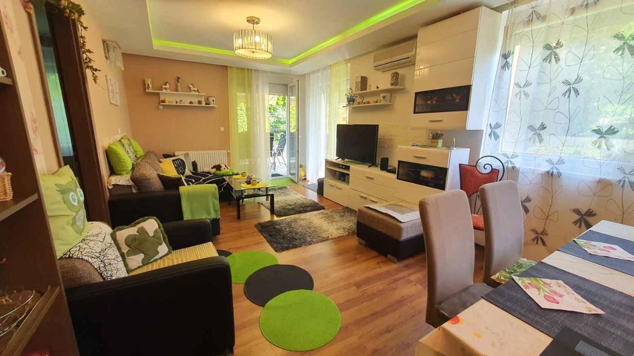 Zoeldlomb Apartman Шиофок Экстерьер фото