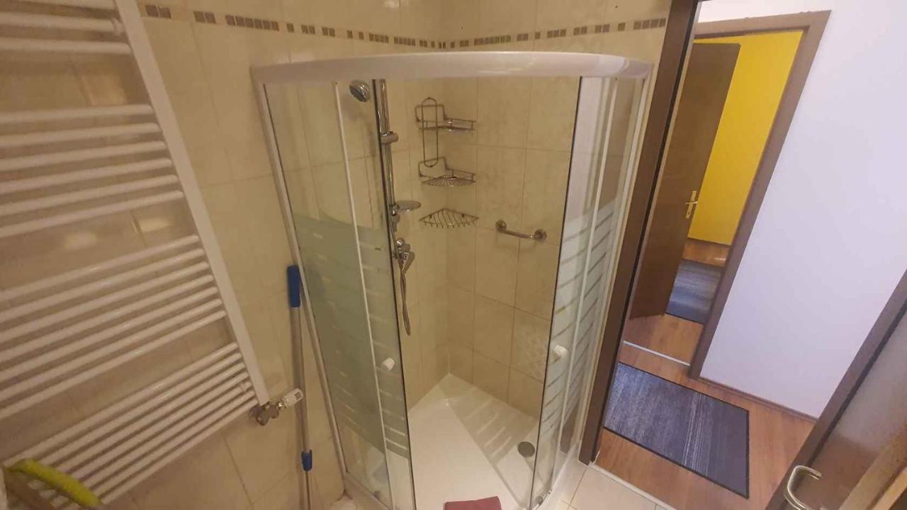 Zoeldlomb Apartman Шиофок Экстерьер фото